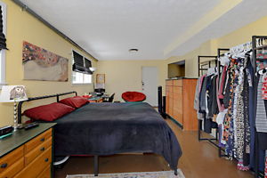  Photo 34