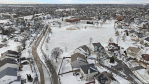 PREMIUM LOT connects to Homestead Park