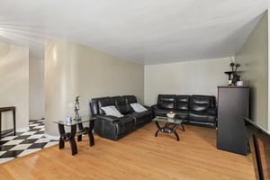George St-S2407-007.jpg