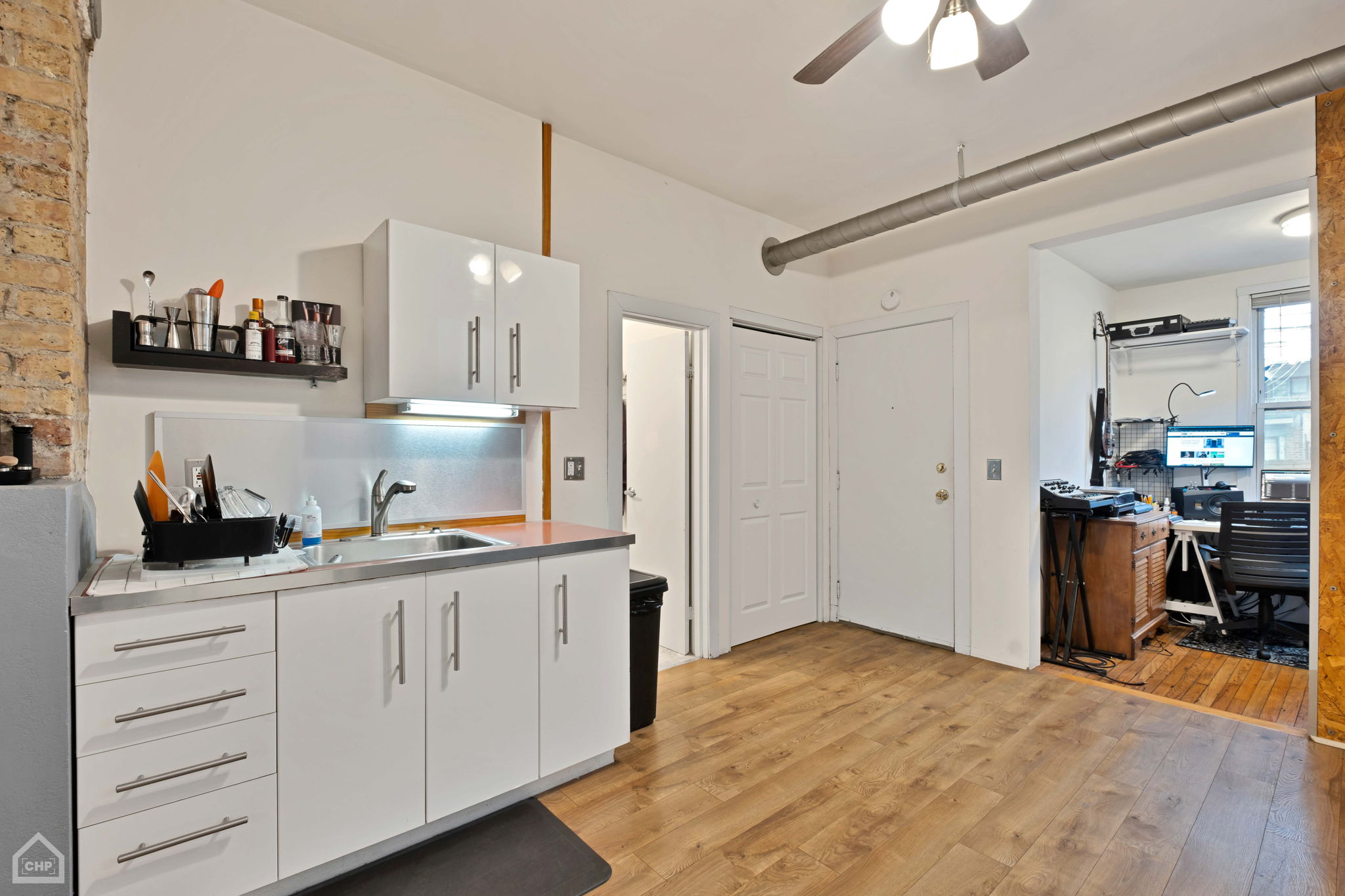 2952 W Lyndale St - Unit 1_016