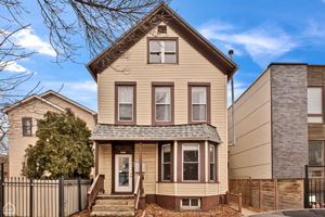 2952 W Lyndale St - Exterior_001