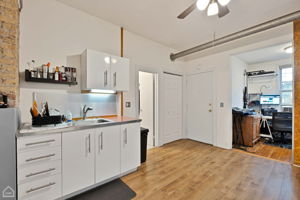 2952 W Lyndale St - Unit 1_016