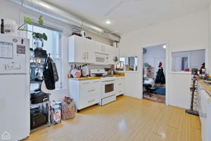 2952 W Lyndale St - Unit 2_003