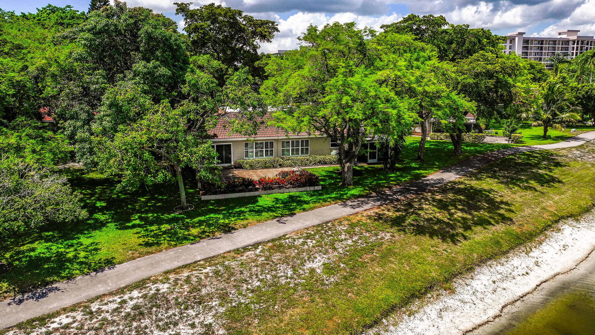DJI_20250731060235_0011_D-HDR