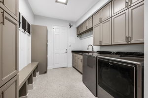 Laundry/Mud Room