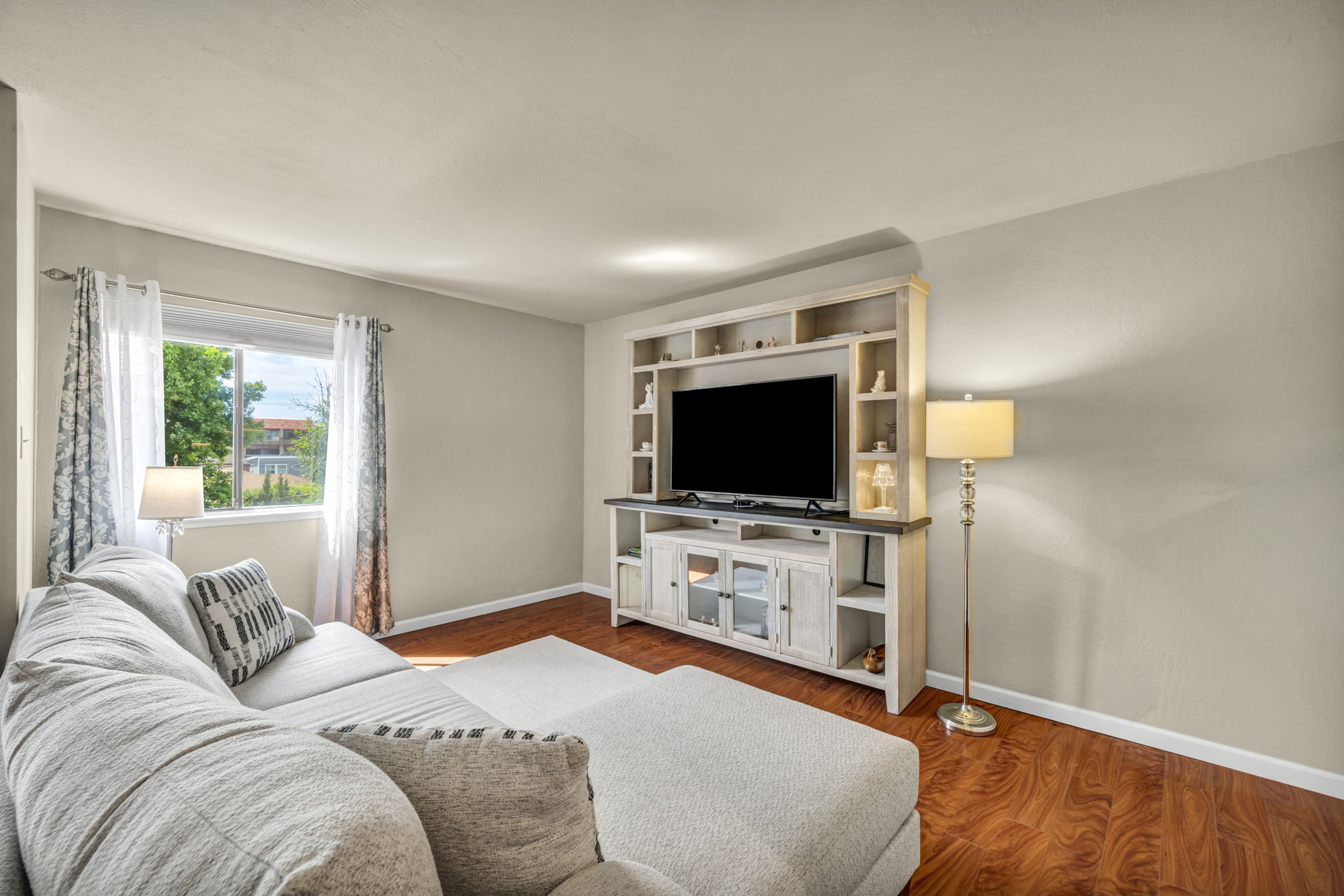 2955 Lakeside dr_20