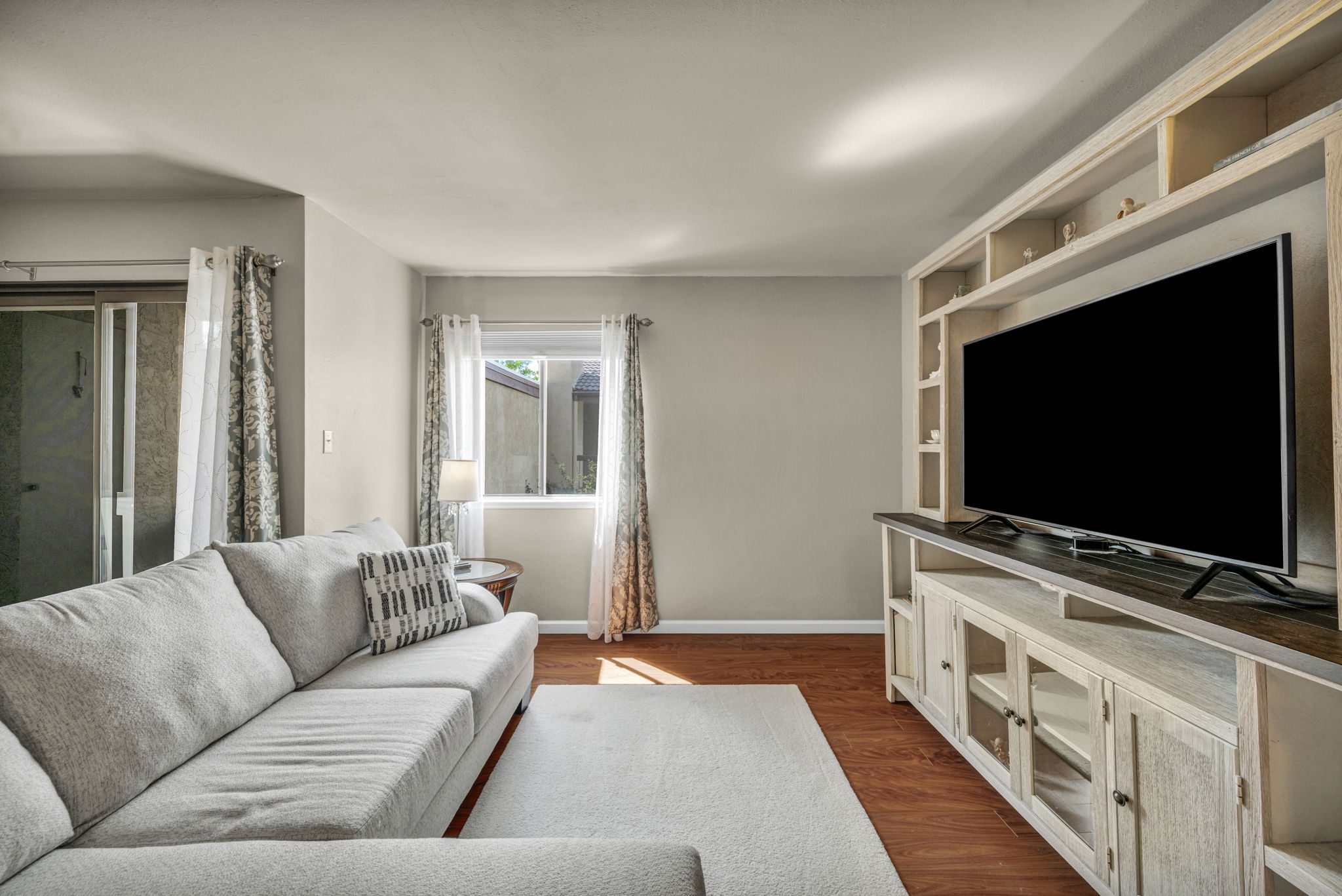 2955 Lakeside dr_21