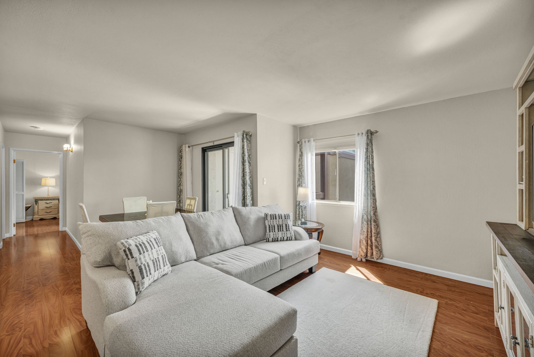 2955 Lakeside dr_22