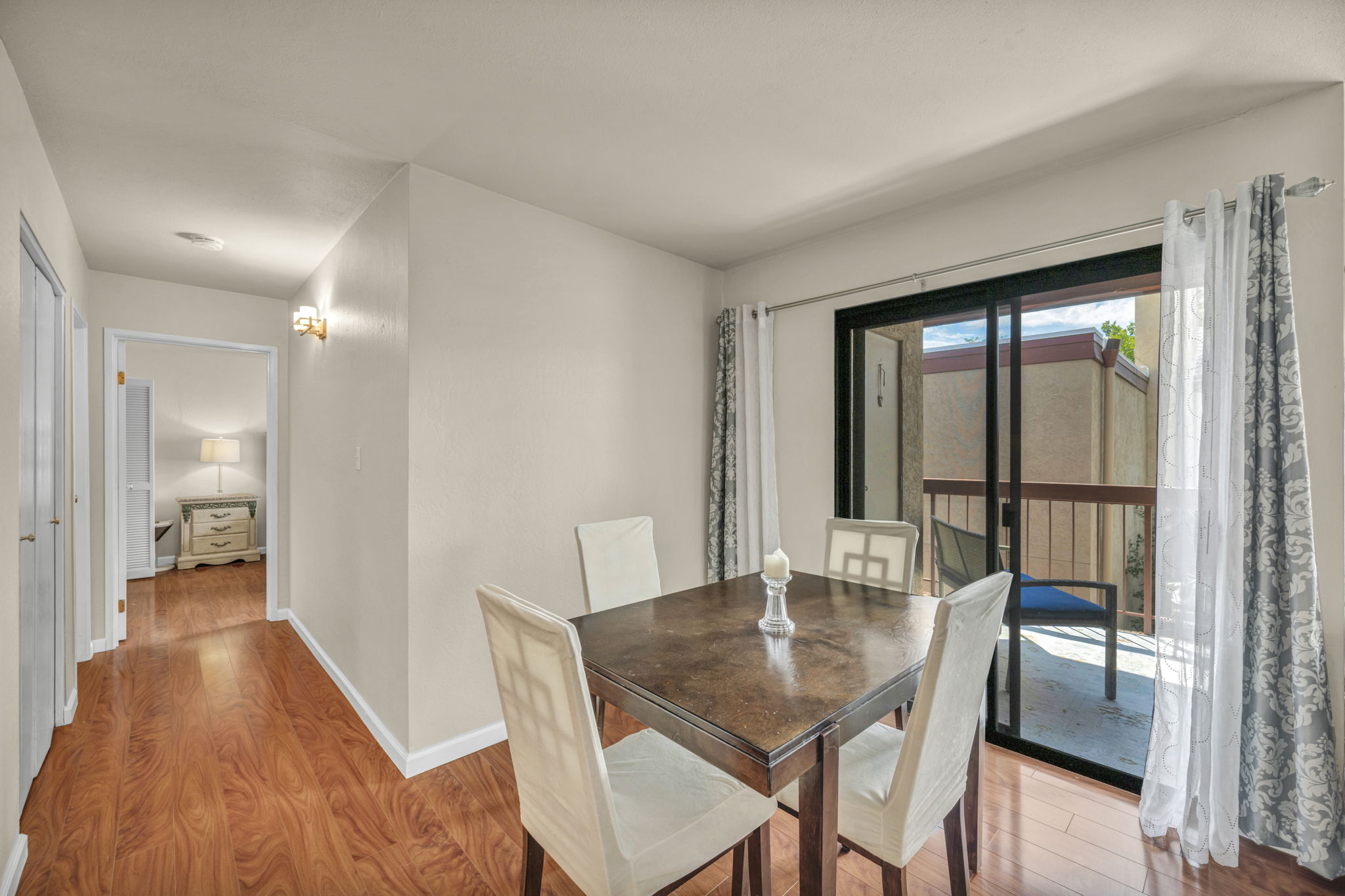 2955 Lakeside dr_29