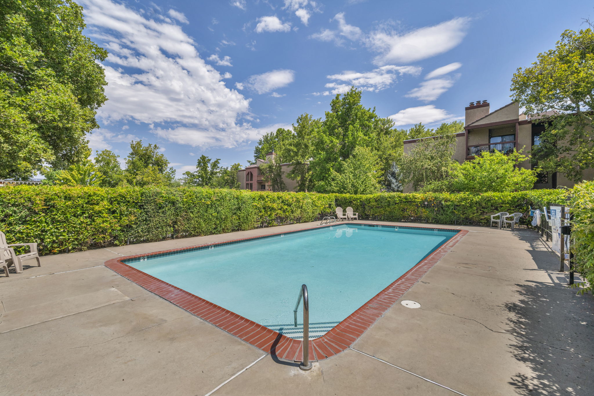 2955 Lakeside dr_45
