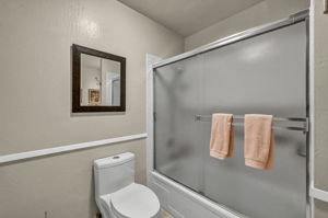 2955 Lakeside dr_1