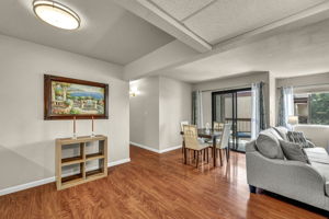 2955 Lakeside dr_37
