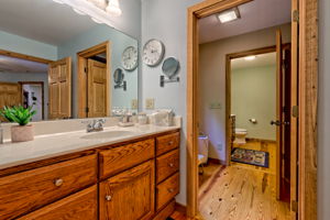  Photo 41