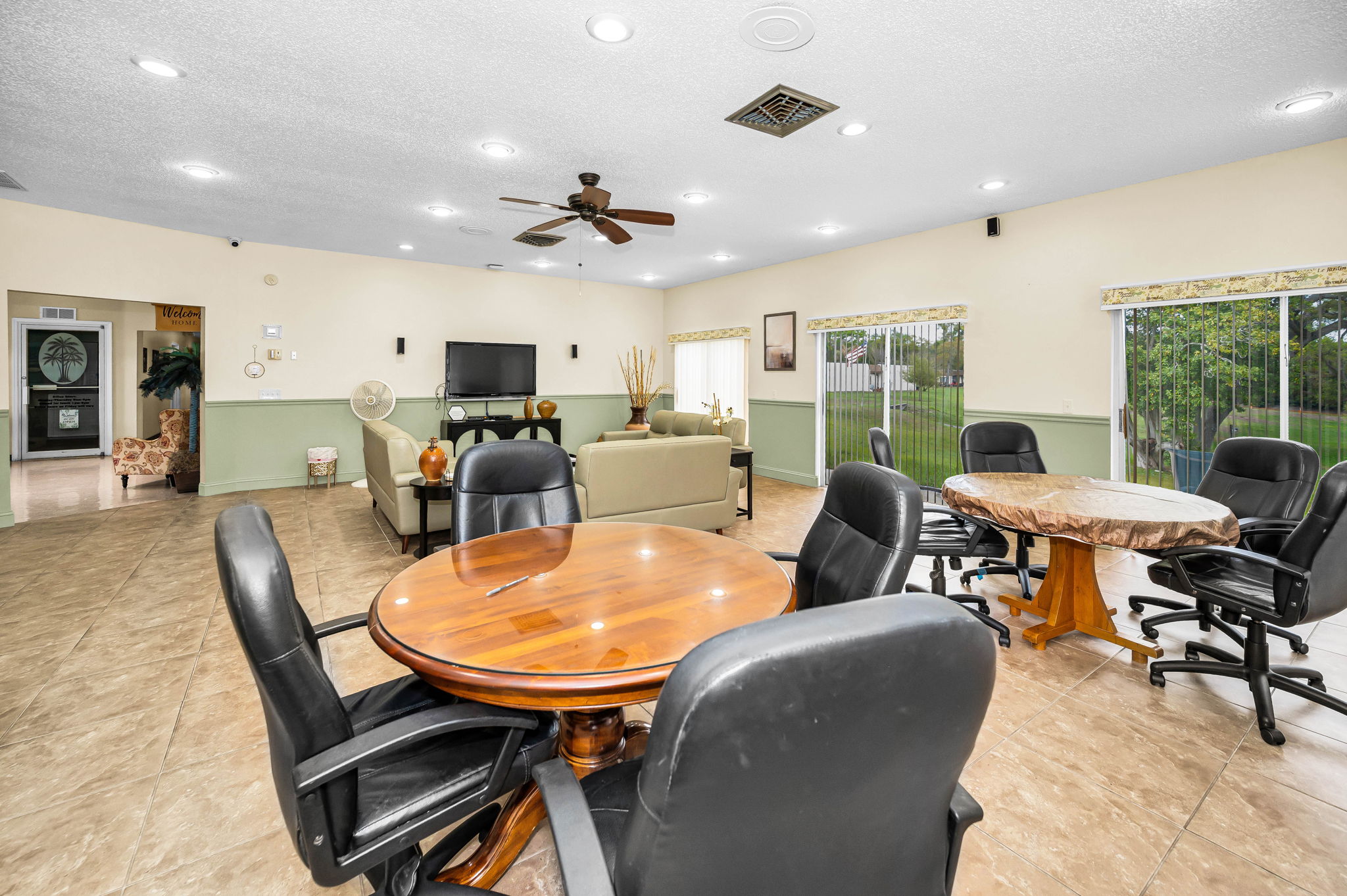Clubhouse6