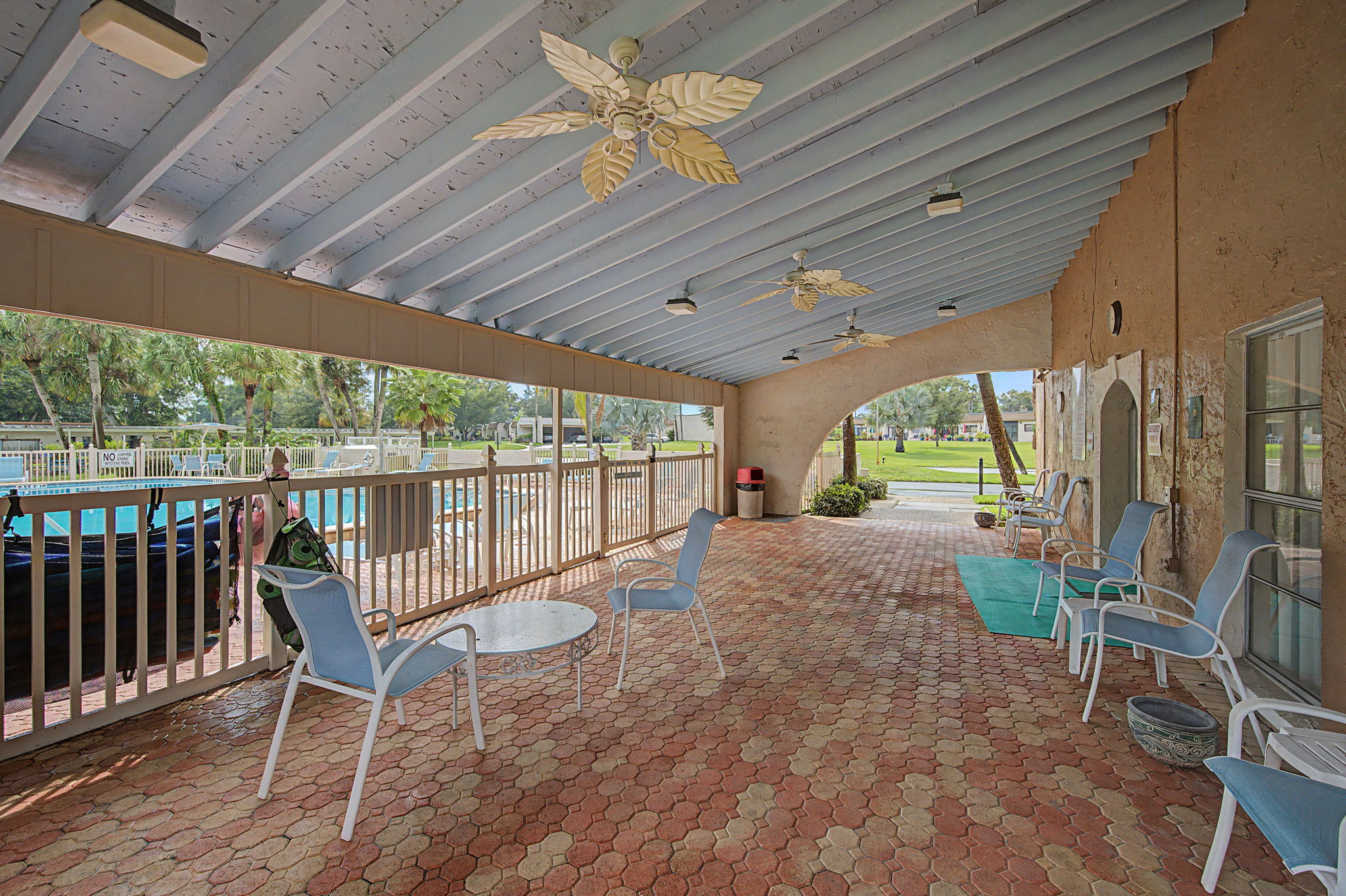 Lanai2