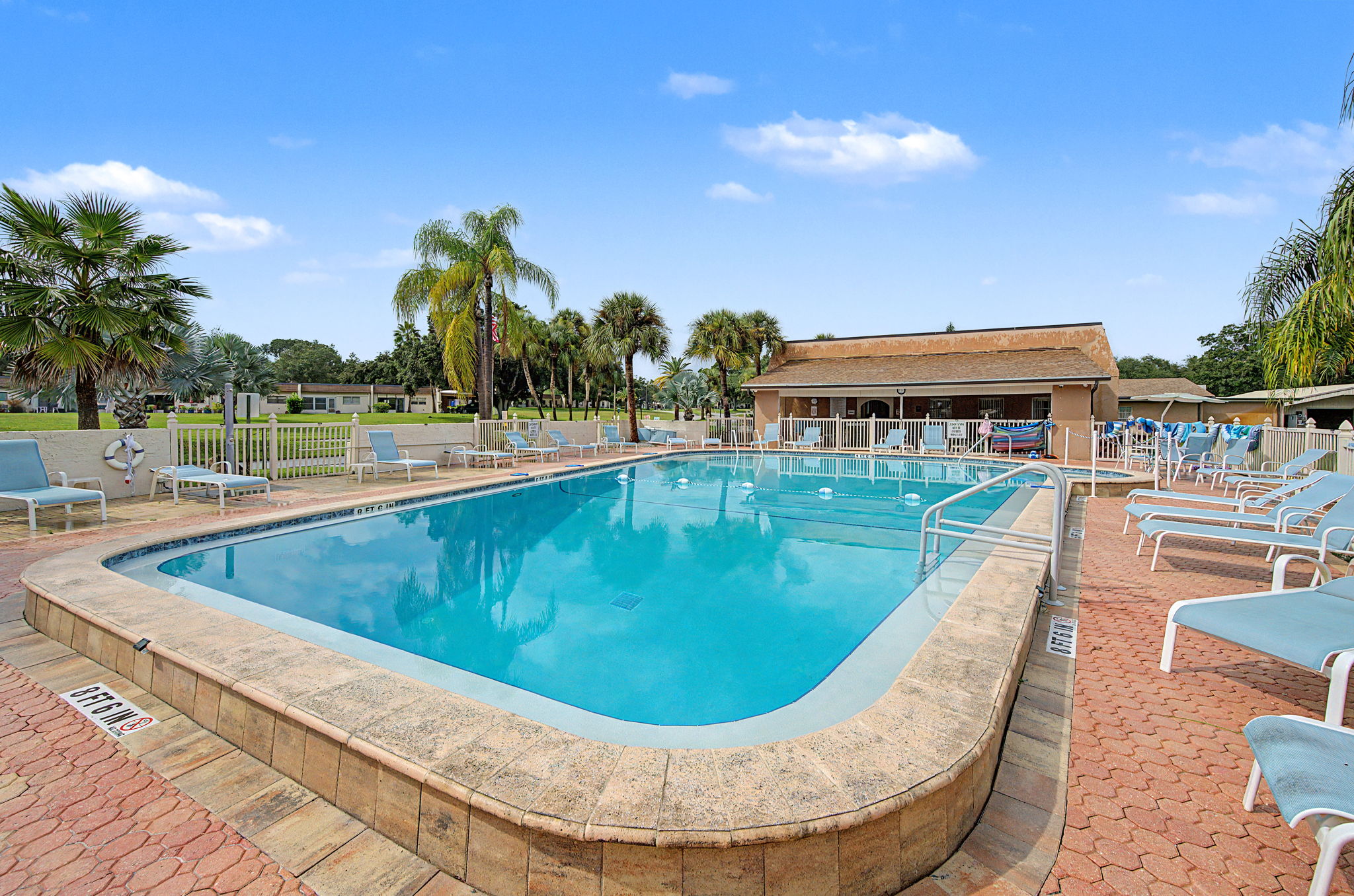 Pool4