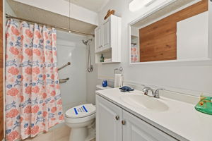 Bathroom2