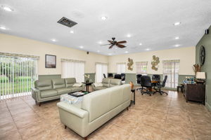 Clubhouse1 (2)