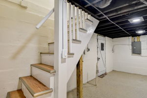 S Clement Ave-035