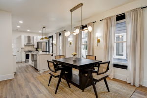 S Clement Ave-009