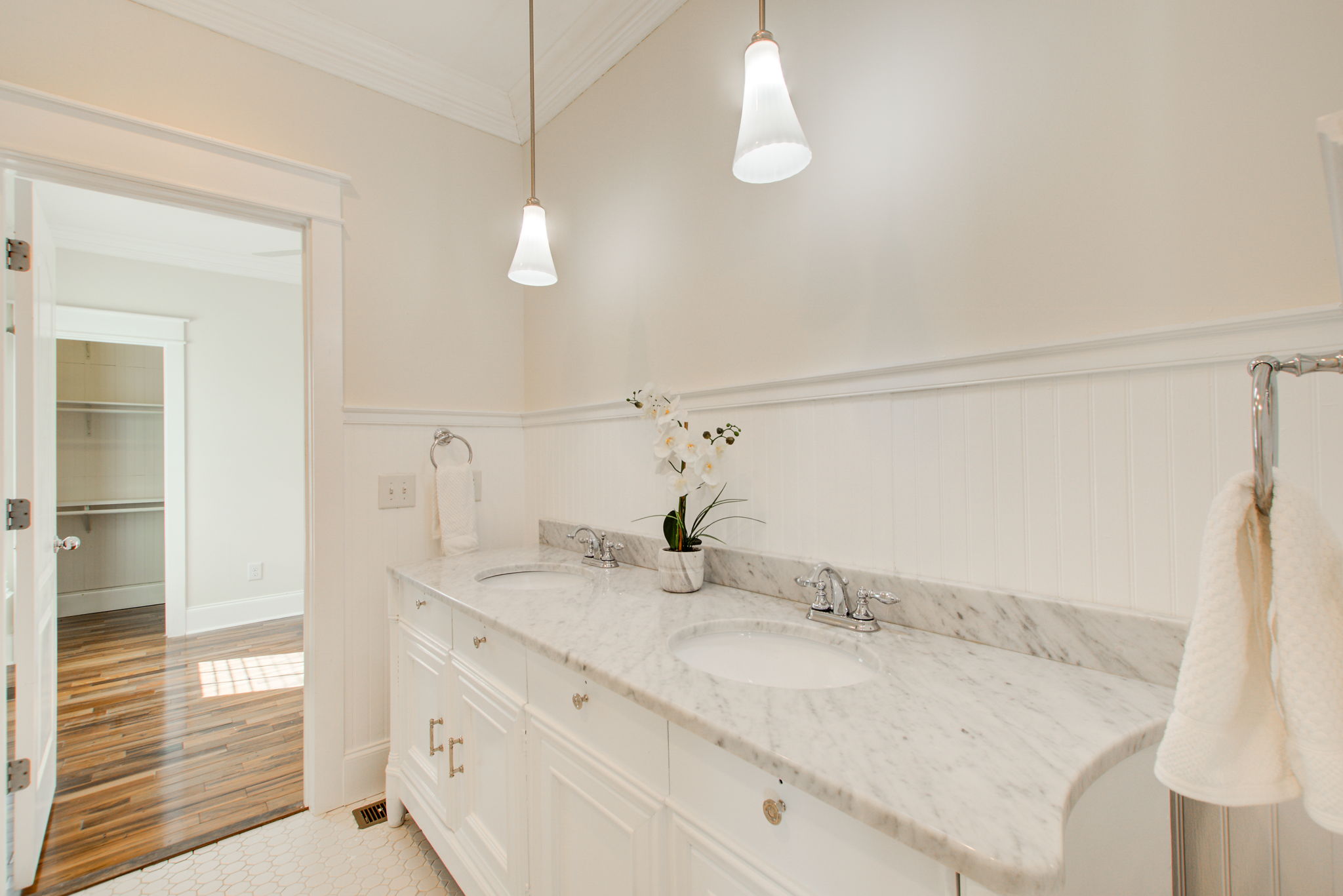 15 Ground Level Full Bath B w BR 4 View