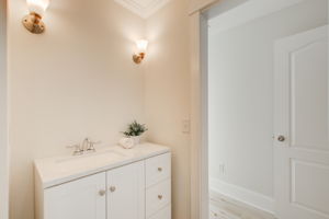 47 Jack + Jill Bath BR 2 Vanity Detail