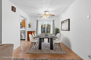 R5HM9279 virtually staged.jpeg