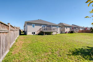 296 Glen Nora Dr, Cornwall, ON K6H 0A8, Canada Photo 29