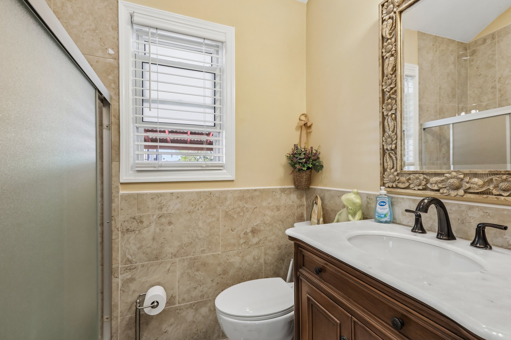 Montclair Ave-S0605-021.jpg