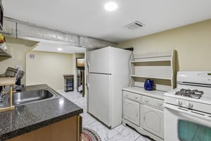 Montclair Ave-S0605-041.jpg