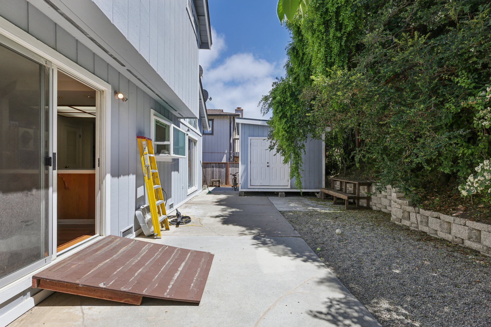 San Pedro Ave-S0907-027.jpg