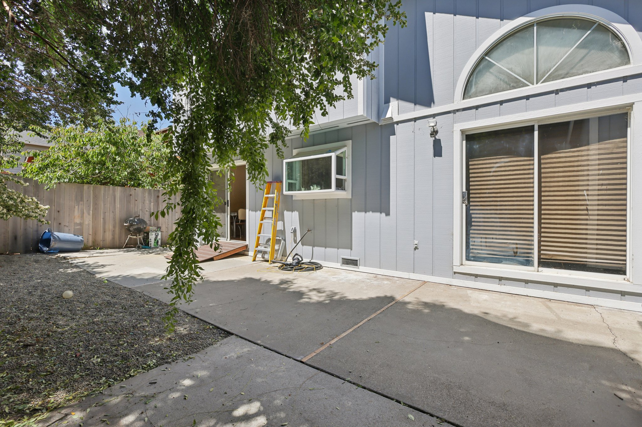 San Pedro Ave-S0907-028.jpg