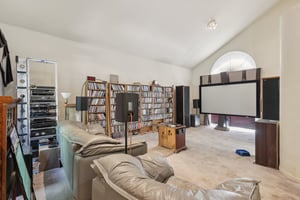 San Pedro Ave-S0907-007.jpg