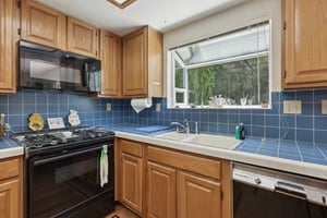 San Pedro Ave-S0907-013.jpg