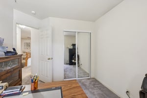 San Pedro Ave-S0907-018.jpg