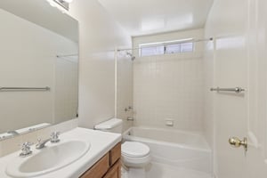 San Pedro Ave-S0907-019.jpg