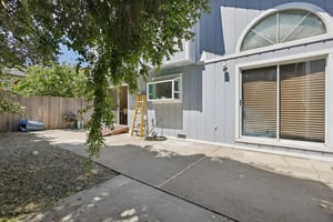 San Pedro Ave-S0907-028.jpg