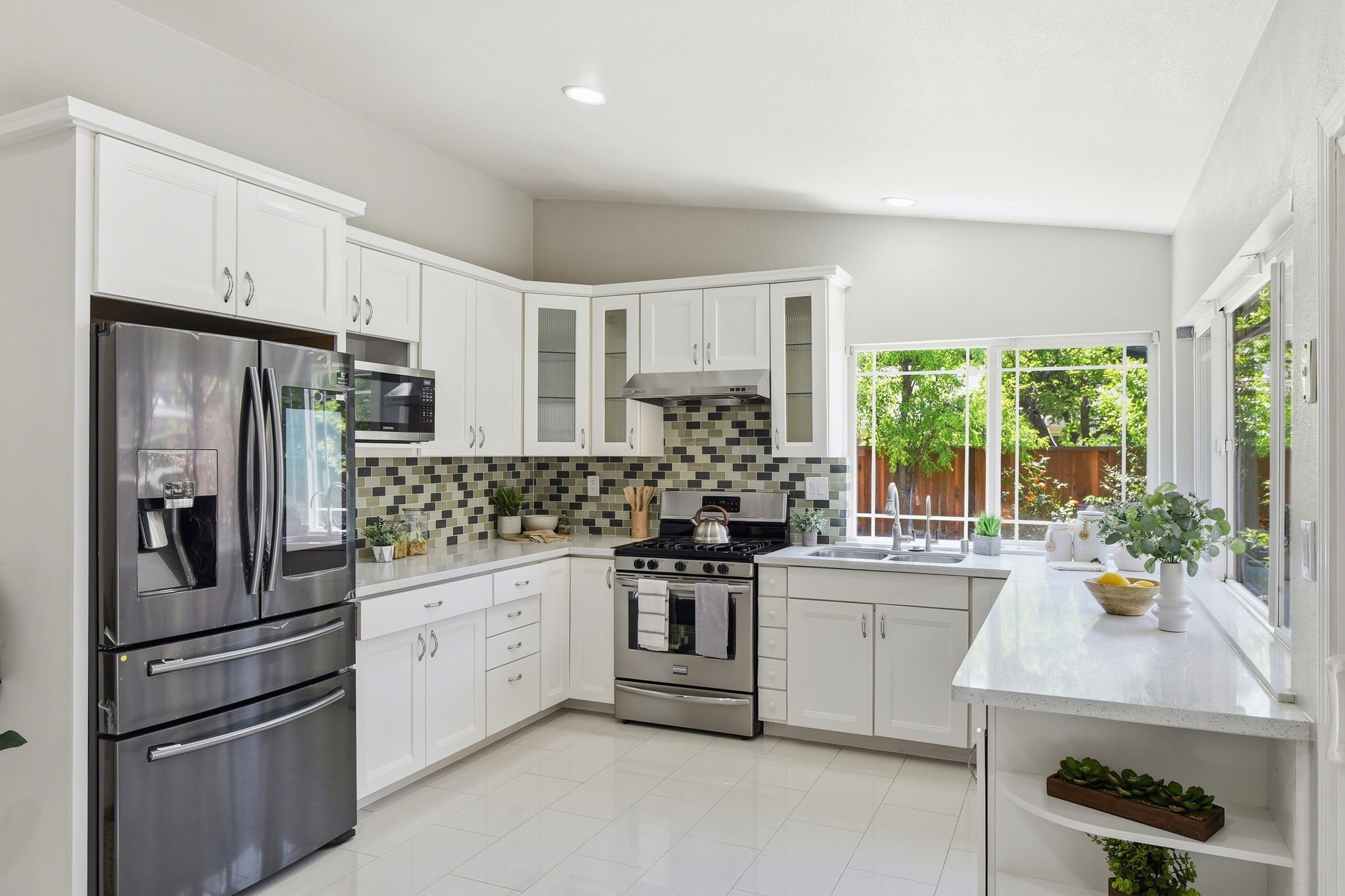 010_F8_2960 Cohansey Dr