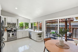 015_F8_2960 Cohansey Dr