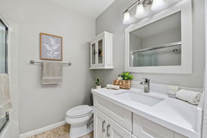 029_F8_2960 Cohansey Dr