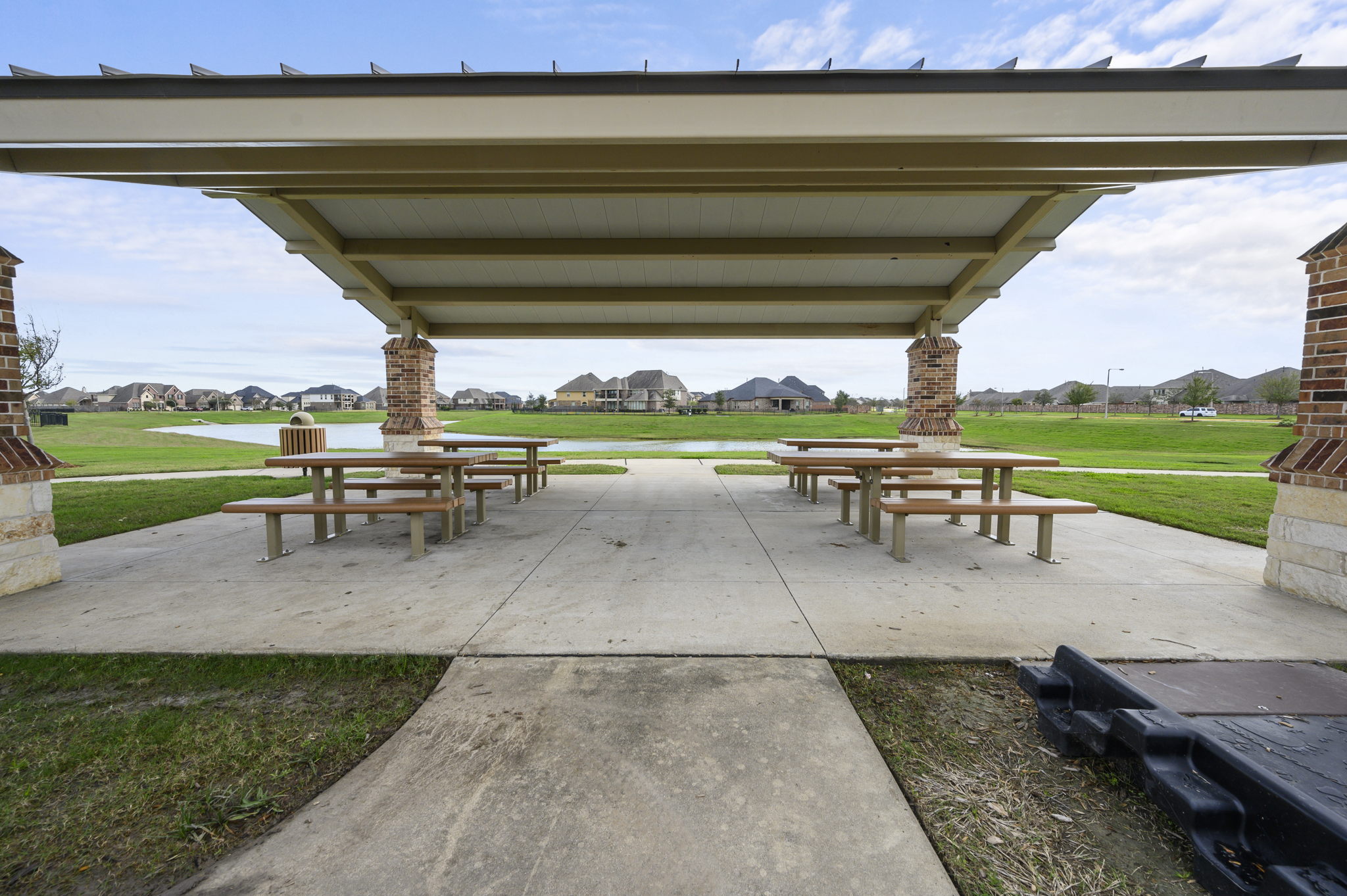 2960 Gibbons Hill Ln, League City, TX 77573, USA Photo 42