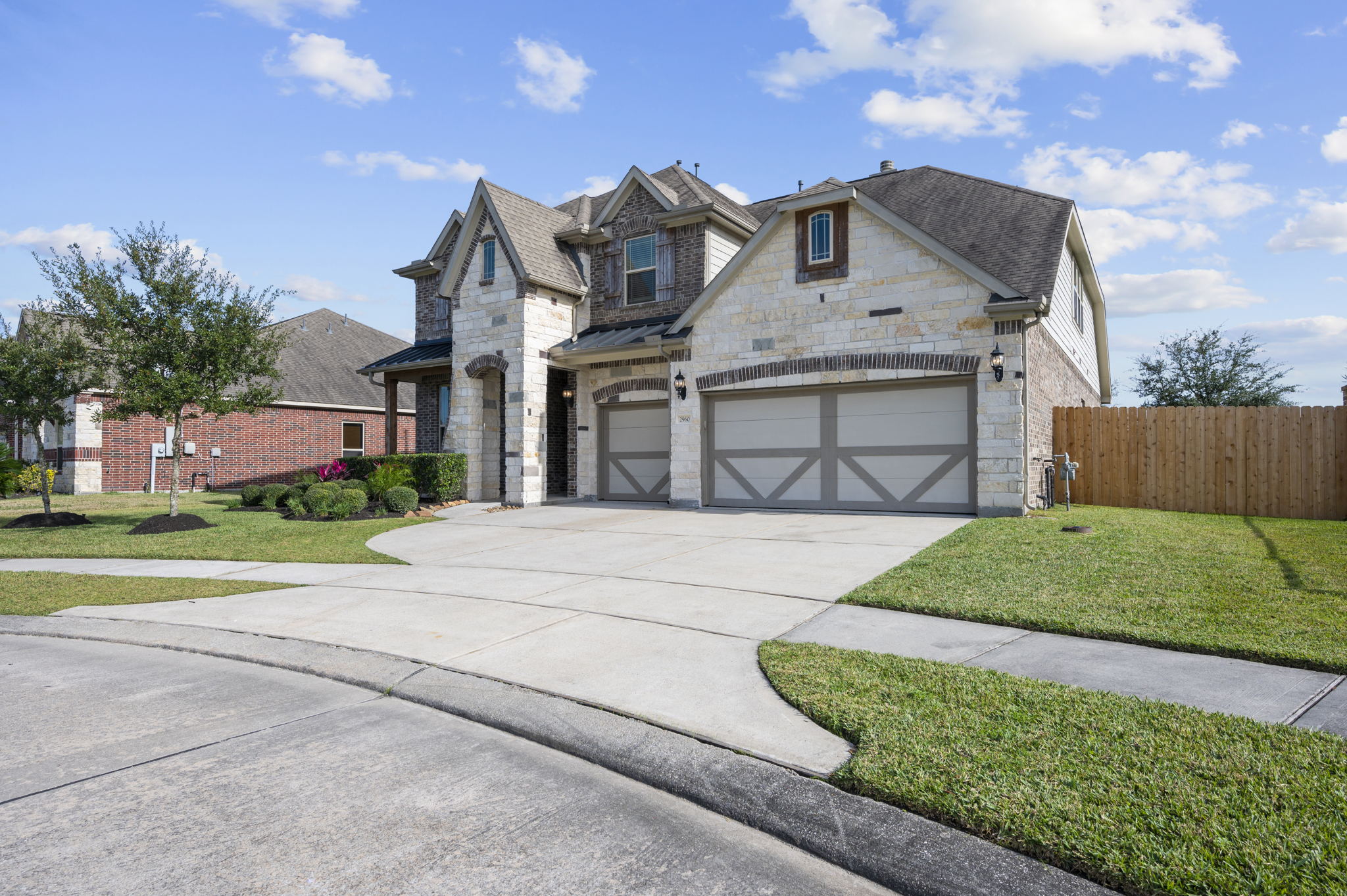 2960 Gibbons Hill Ln, League City, TX 77573, USA Photo 2