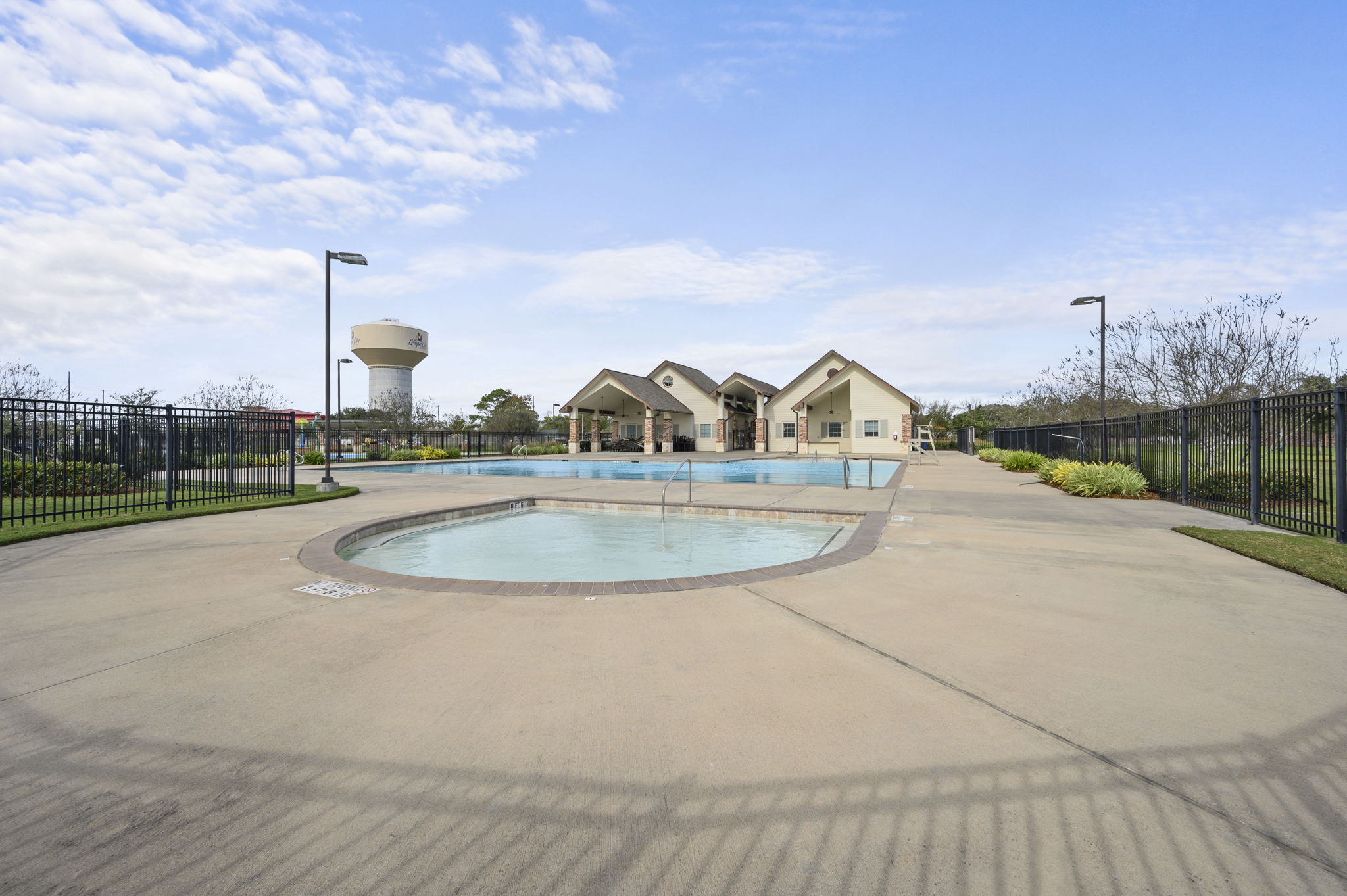 2960 Gibbons Hill Ln, League City, TX 77573, USA Photo 46