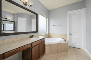 2960 Gibbons Hill Ln, League City, TX 77573, USA Photo 22