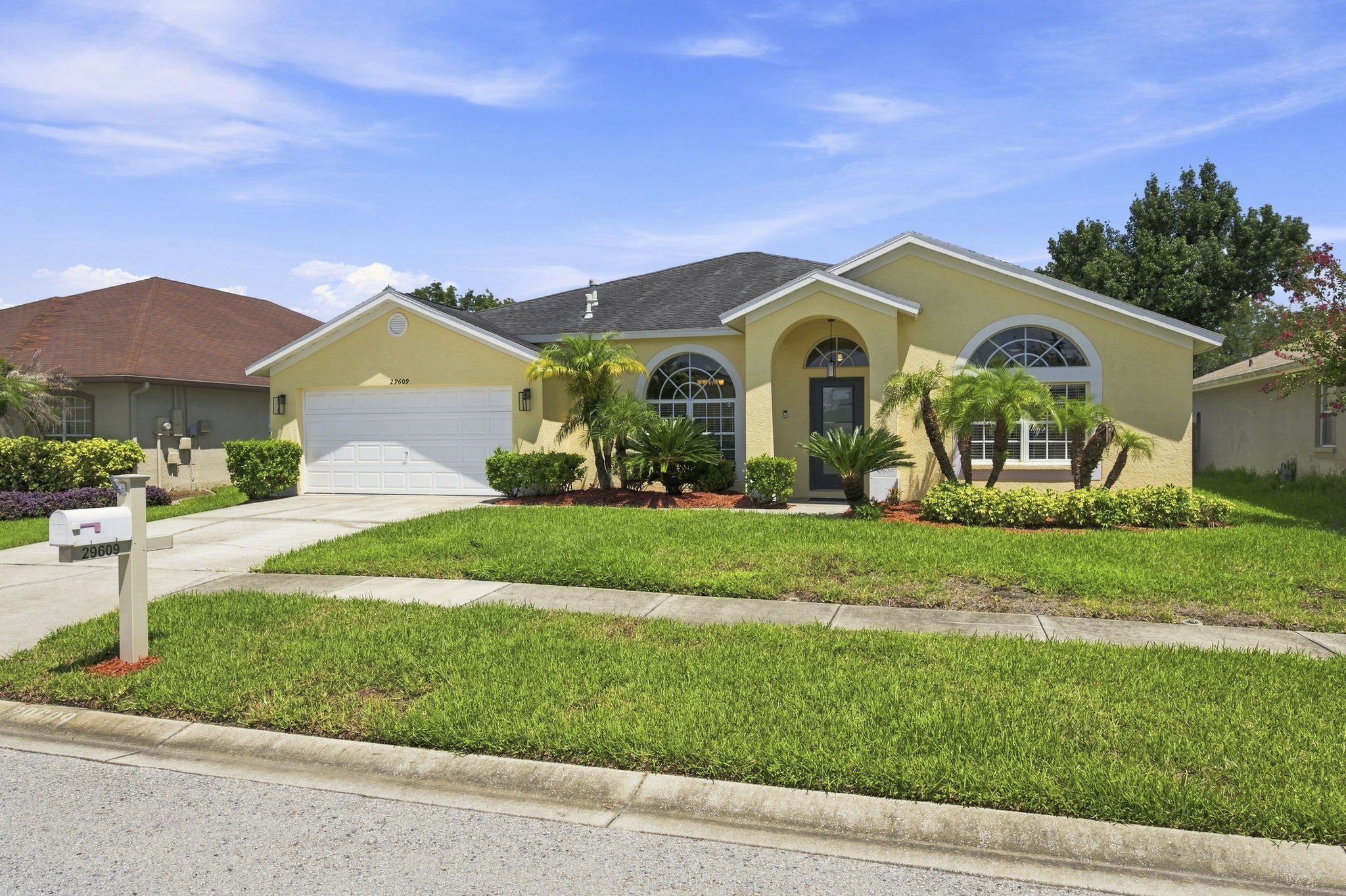 Front Exteriors (4)