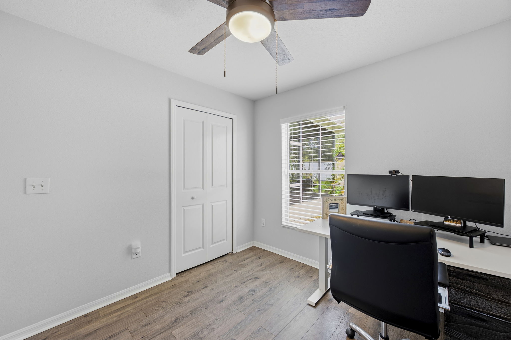 Interiors (3)