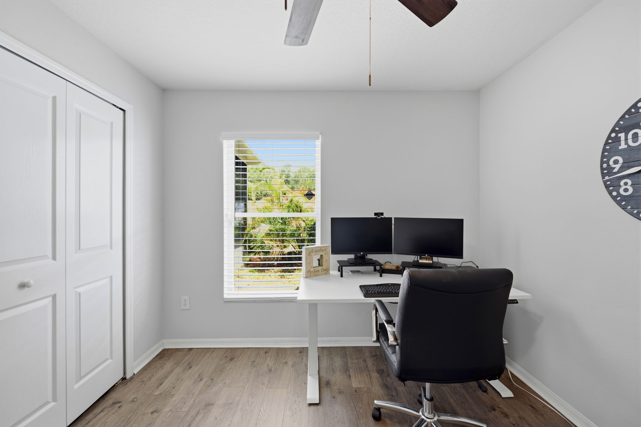 Interiors (4)