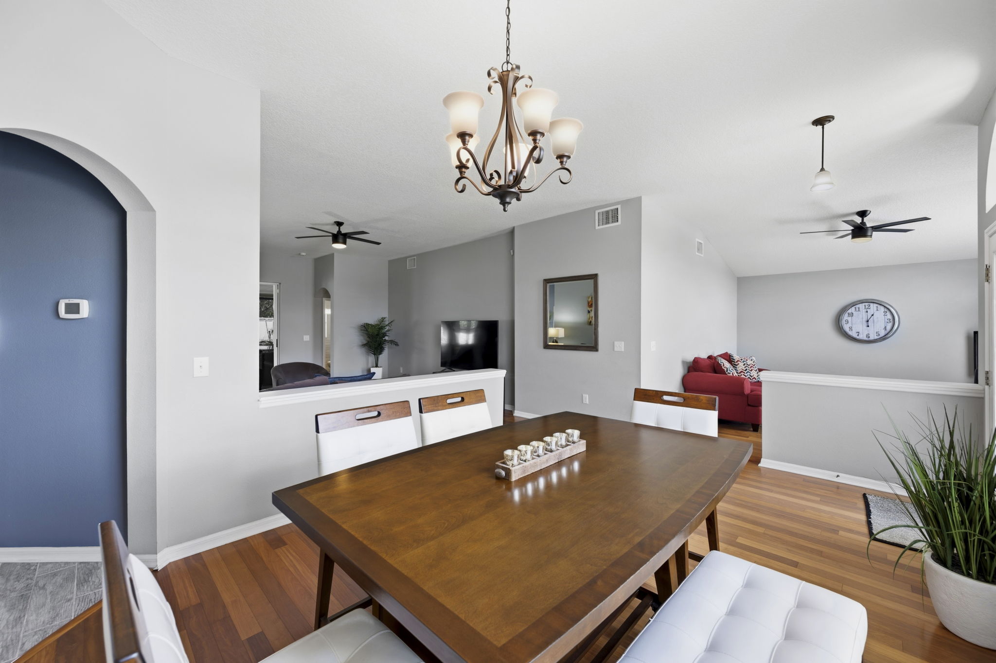 Interiors (16)