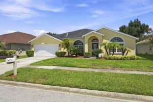 Front Exteriors (4)