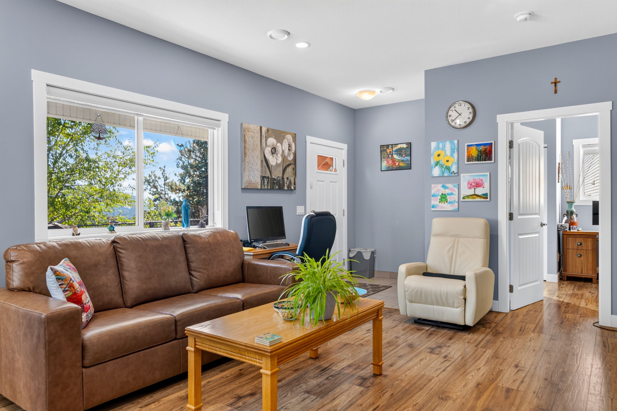 Photo-2961-Ensign-Way-51